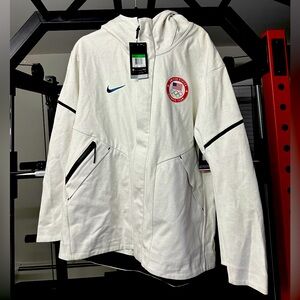 Nike USA zip up water resistant hoodie XL New